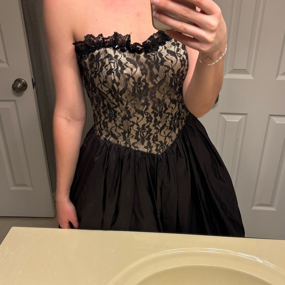 Vintage Gunne Sax Black Gold Dark Floral Lace Strapless Prom Dress Gown Goth - Picture 5 of 16